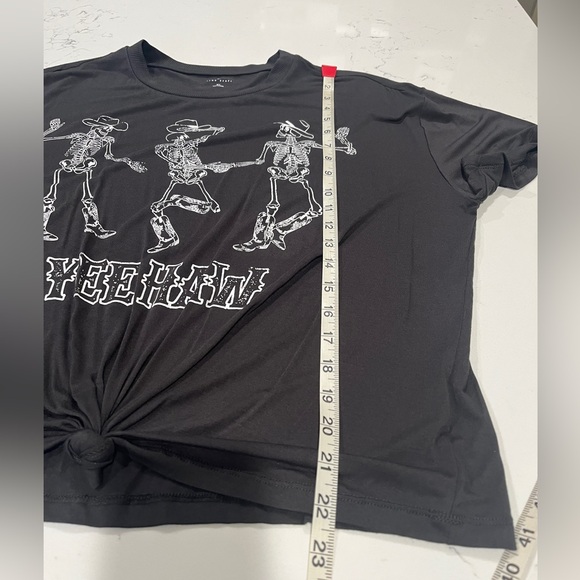 💀Skeleton top!💀 - Picture 6 of 8